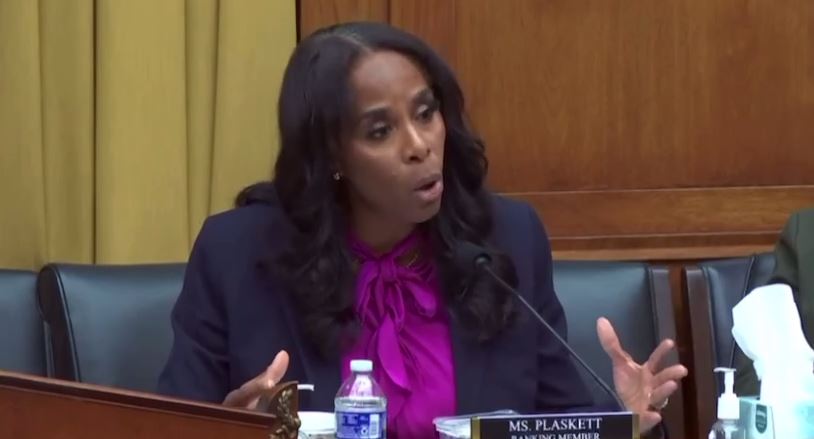 BREAKING: House Votes Against Censuring Democrat Stacey Plaskett Over Epstein Collusion – Here are the Republicans Who Joined the Dems