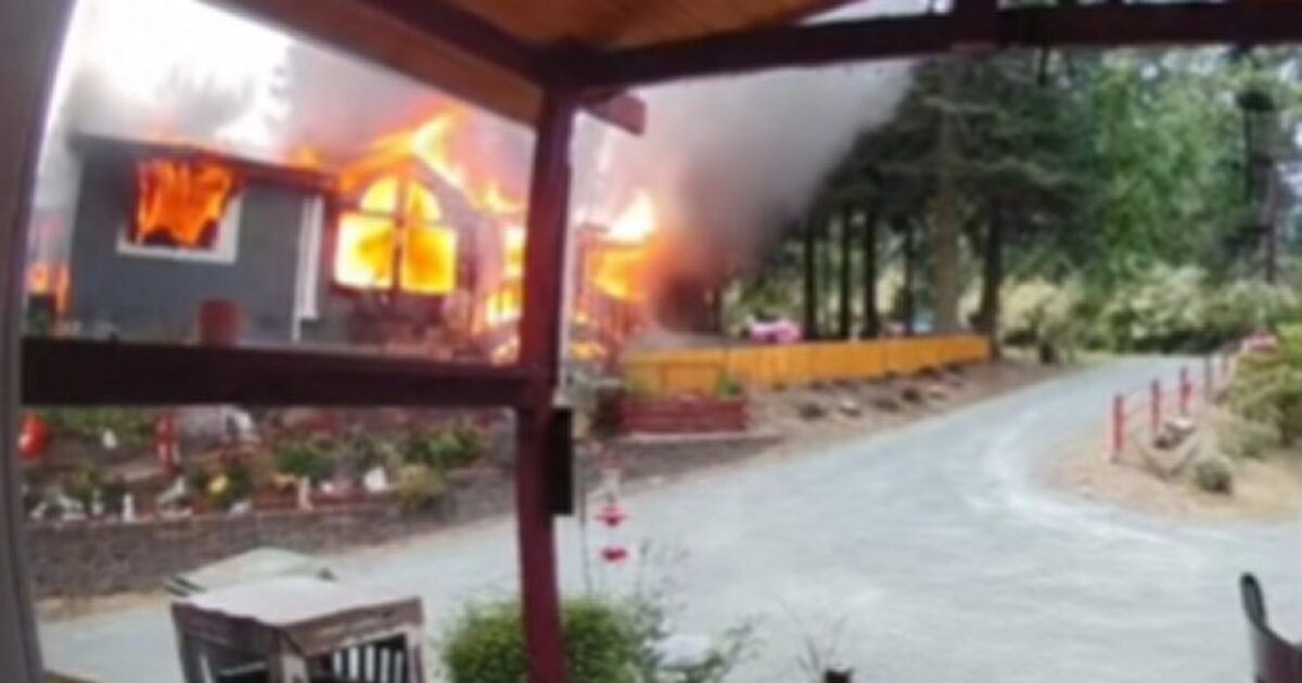 House Containing Hundreds of Pounds of Fireworks Explodes During Fire – Total Destruction (VIDEO)