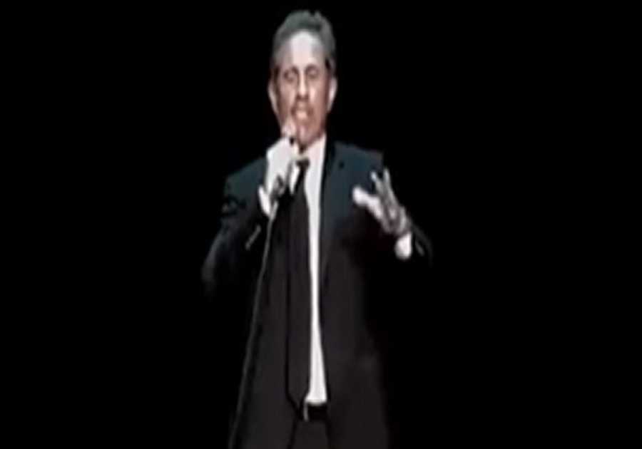 Crowd Erupts as Jerry Seinfeld Turns Tables on Anti-Israel Hecklers, Says He’s ‘Sending’ Their Ticket Money ‘to Israel’